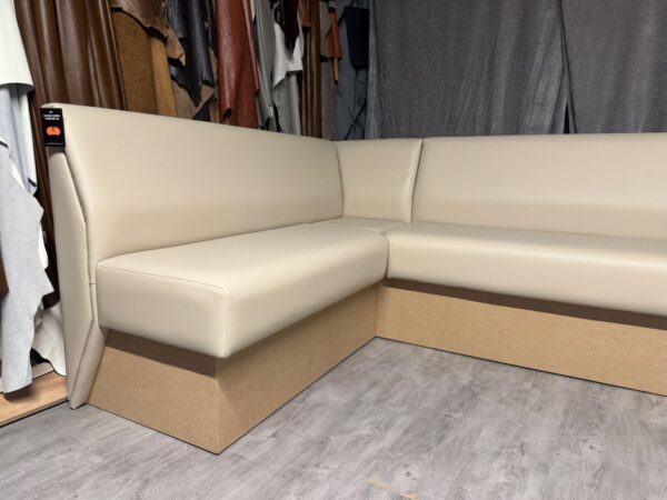 Mesa Bench